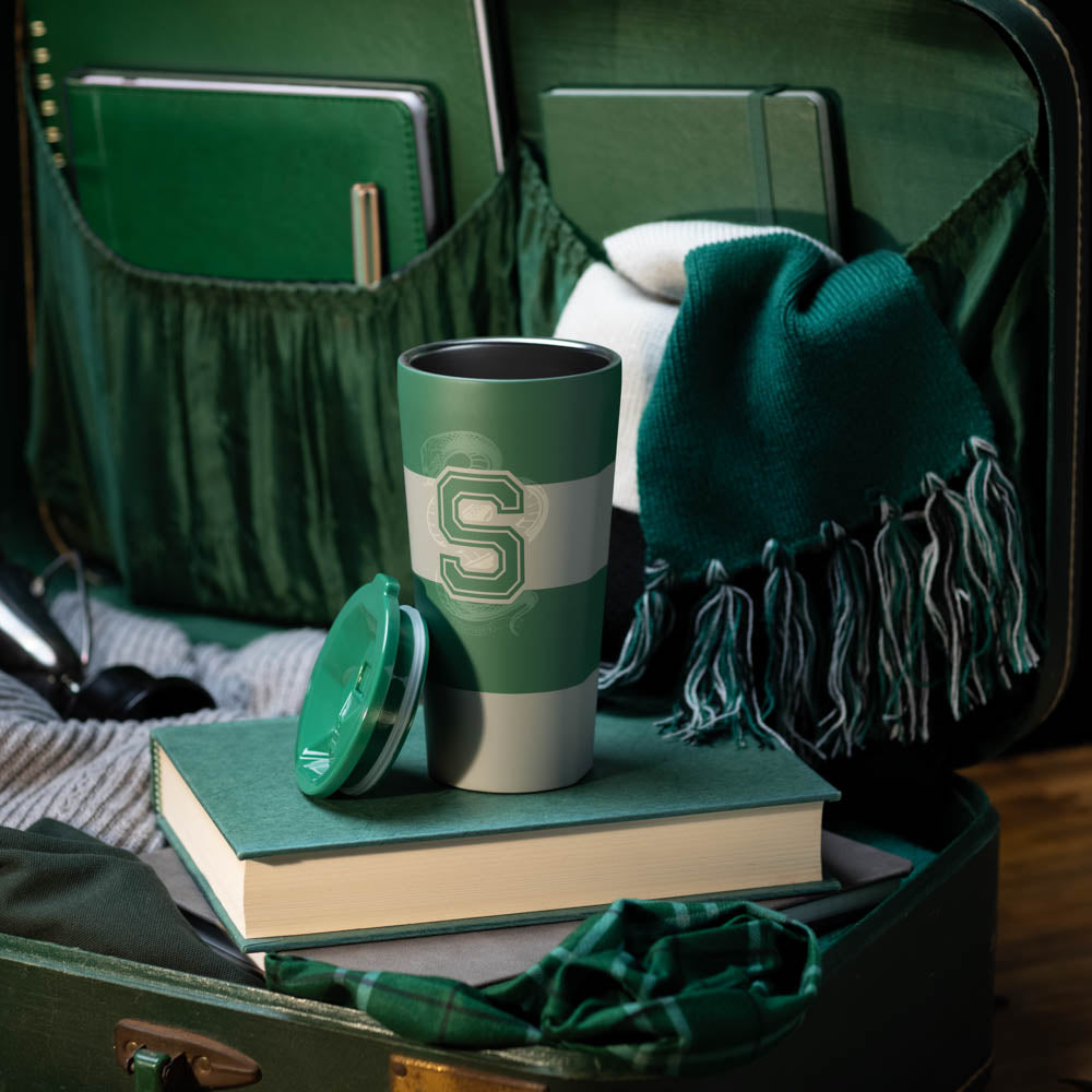 harry-potter-tumbler-d6 84ce9e4c9c5c--HarryPotter-Slytherin-4.jpg