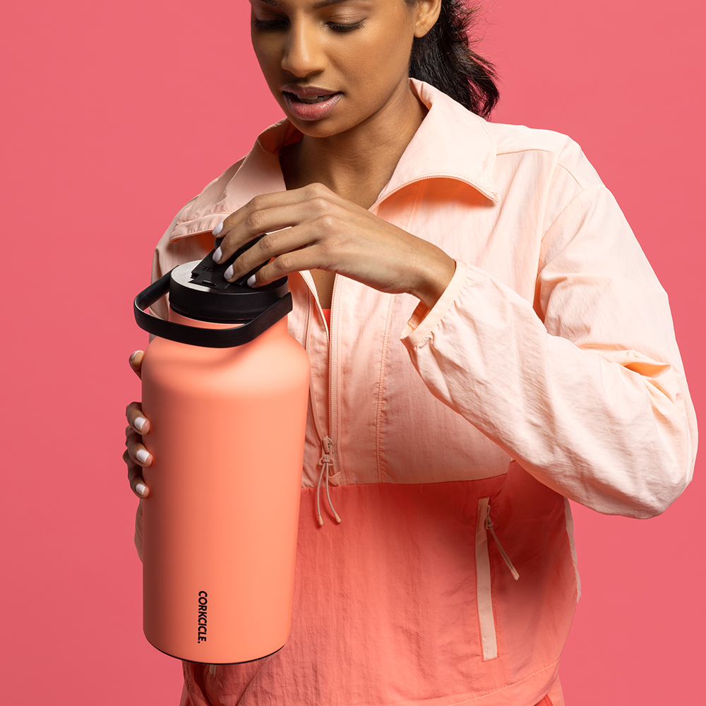 series-a-sport-jug-r5 968dacb42298--05.png